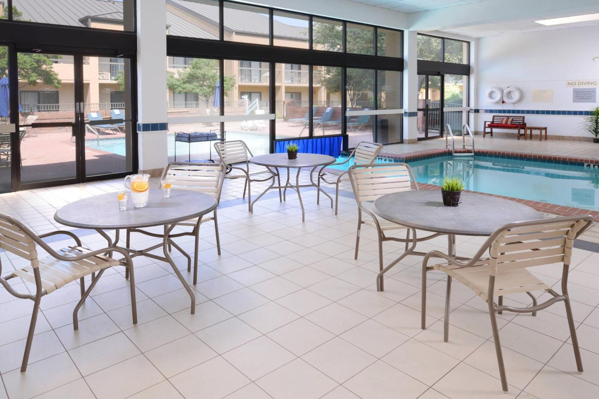 Courtyard Dallas Las Colinas Irving Eksteriør bilde